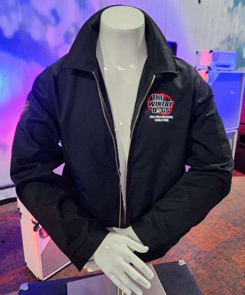 RICHIE KOTZEN’S PERSONAL WINERY DOGS TOUR JACKET – AUTOGRAPHED – SIZE LARGE