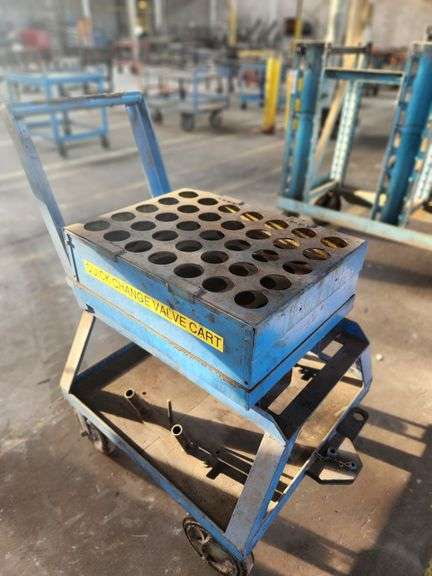 28” X 26” X 41” Change Valve Cart