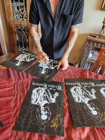 Richie Kotzen Fan Bundle – All Items Autographed