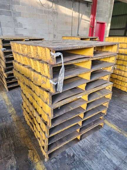 Bid x 10 Steel Pallets 42" x 42"