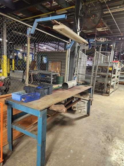 8' Steel WorkTable w Overhead Light