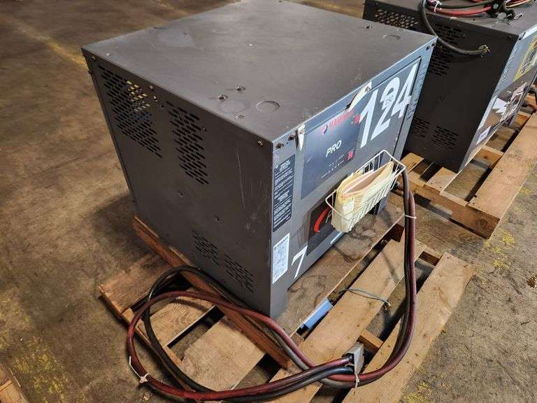 HAWKER PRO Forklift Battery Charger – PH3R-18-1200 – 36V DC / 228 Amps – 3 Phase