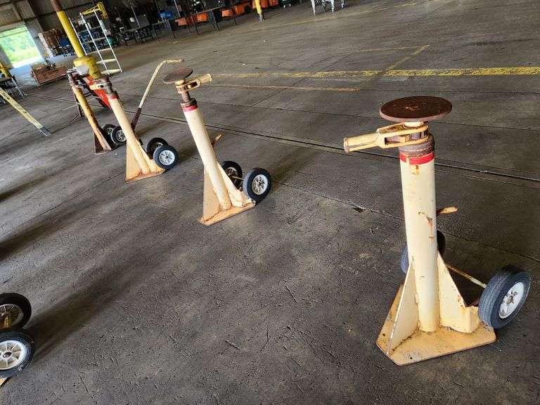 Bid X 4 Semi Trailer Jacks
