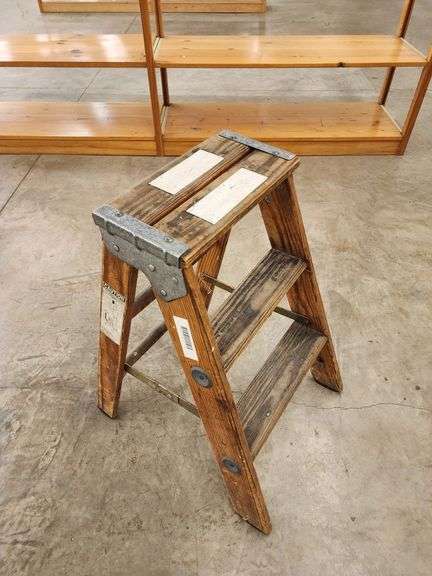 27 in. Ladder