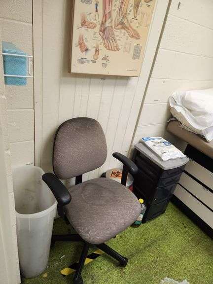 Contents of Exam Room