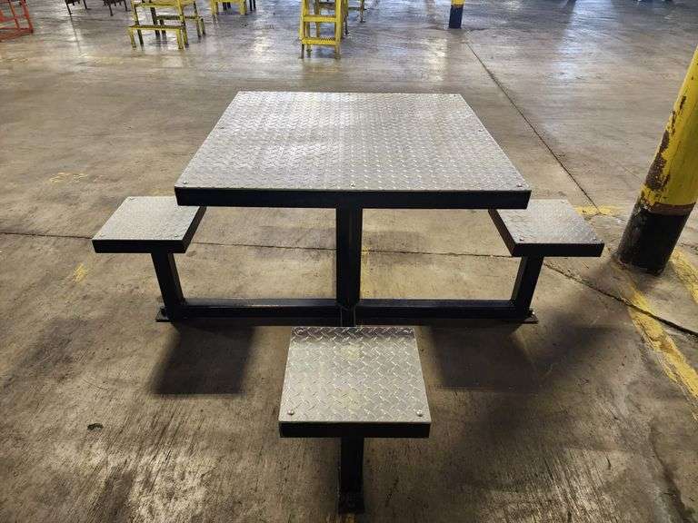 Aluminum Diamond Plate Picnic Table