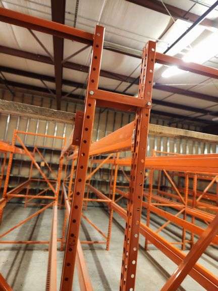 Bid x 4-Pallet Rack
