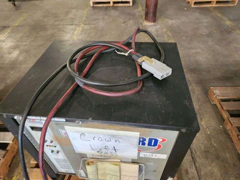 Electric Forklift Battery Charger – Industrial Spec – Sold as Shown