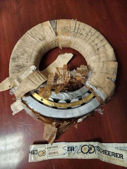Scheerer RU-242 P/5 Cylindrical Roller Bearing – New Old Stock
