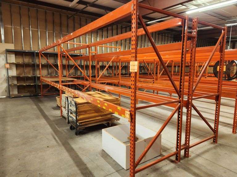 Bid x 4-Pallet Rack Sections