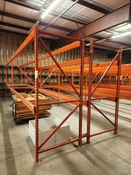 Bid x 4-Pallet Rack Sections