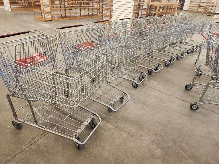 Bid x 10 Chrome Metal Shopping Carts From Libbey Shreveport Outlet Shopping Store