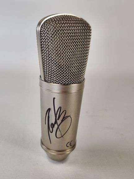 Richie Kotzen's Personally Used Behringer B-1 Condenser Mic – Hand-Signed