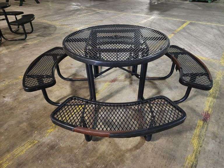 Heavy-Duty Outdoor Picnic Table with Umbrella Hole, 46" Round Top
