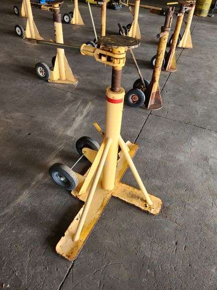 Bid X 4 Semi Trailer Jacks