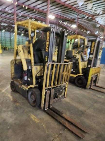 HYSTER 4,500 lb Electric Forklift – Model E45XM2-27 – 189" Lift Height – NO BATTERY
