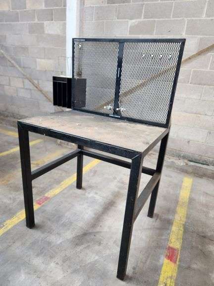 36” X 30” X 60” Workstation