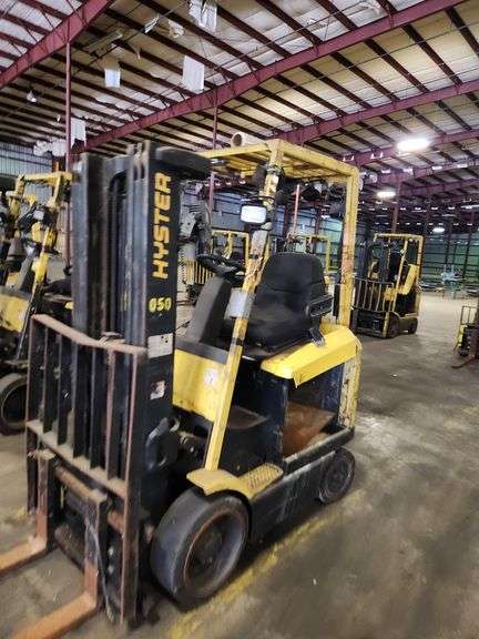 HYSTER 4,500 lb Electric Forklift – Model E45XM – 36 Volt – NO BATTERY