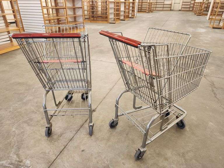 Bid x 2 Chrome Metal Shopping Carts From Libbey Shreveport Outlet Shopping Store