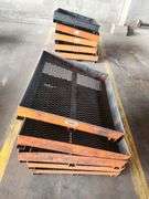 Bid x 5 Steel Pallet With Mesh Bottom 30"x 30"