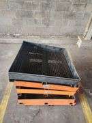 Bid x 5 Steel Pallet With Mesh Bottom 30"x 30"
