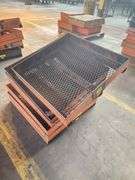 Bid x 5 Steel Pallet With Mesh Bottom 30"x 30"