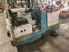 Tennant 355 PROPANE Industrial Ride-On Sweeper
