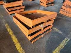 Bid x 5 Steel Pallet With Mesh Bottom 30"x 30"