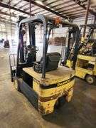 DAEWOO 2,450 lb 3-Wheel Electric Forklift – Model BC15T – 189" Lift Height – NO BATTERY
