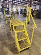 Heavy-Duty Industrial Step Platform Ladder