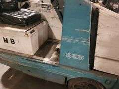 Tennant 355 PROPANE Industrial Ride-On Sweeper