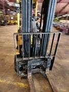 HYSTER 4,500 lb Electric Forklift w/ Charger – Model E45XM2-27  – 189" Lift Height w/ INTERMEC T2455 Terminal