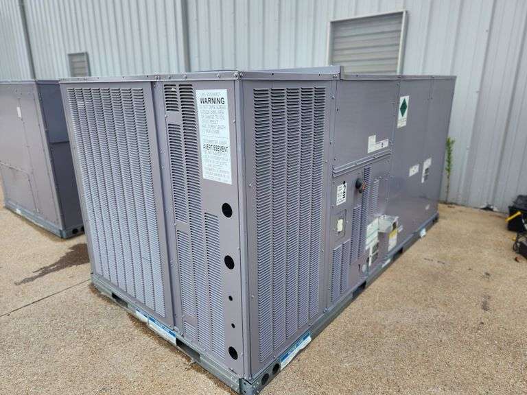 Carrier 12.5 Ton Rooftop Packaged A/C with Gas Heat, Model 48HCED14A2M5A6W1M0
