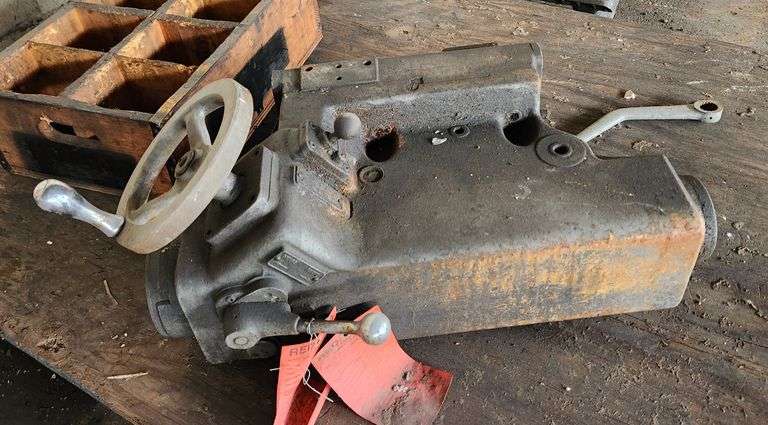 Lathe Carriage Assembly