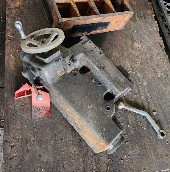 Lathe Carriage Assembly