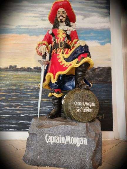 The Iconic Captain Morgan Statue • 8 Ft Tall • Sneaky Pete’s Legend