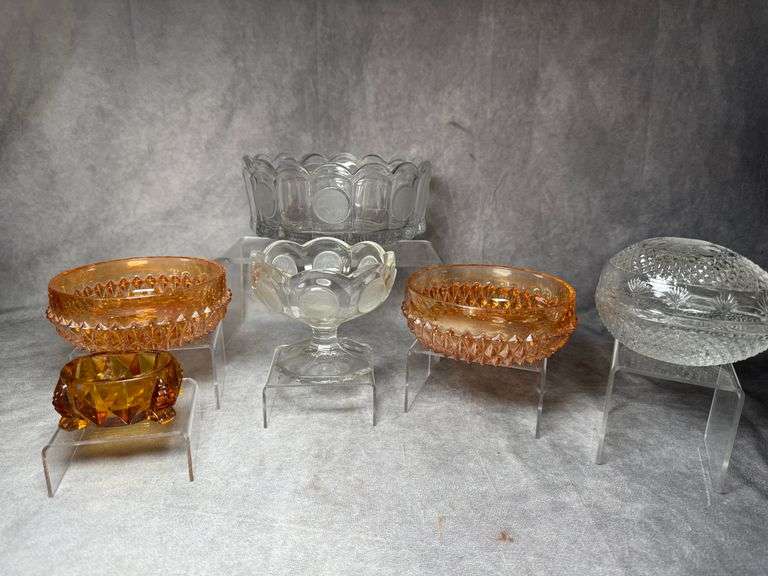 Assorted glassware