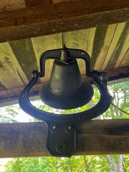 Cast metal Independence dinner bell