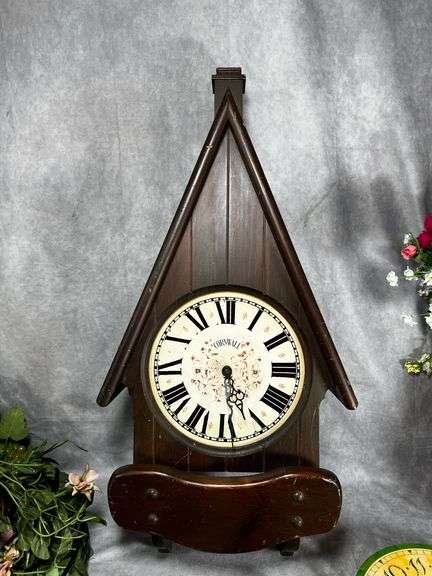Cornwall, Sharp clocks, various decor