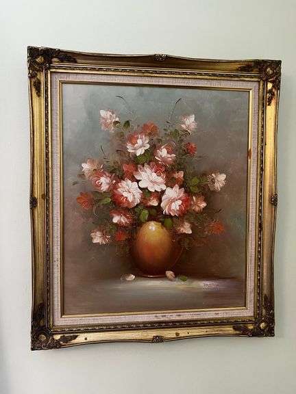 Beautiful floral still life framed oil painting