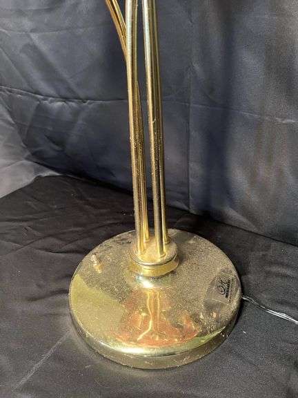 Retro OH lotus floral table lamp