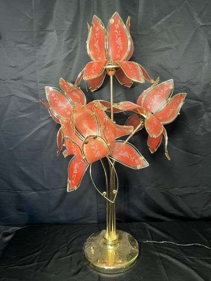 Retro OH lotus floral table lamp
