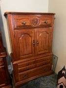 Universal Bedroom Furniture wardrobe chest