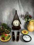 Cornwall, Sharp clocks, various decor