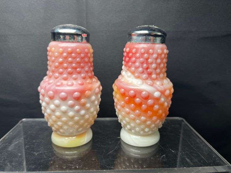 Set of pink/peach hobnail salt and pepper shakers
