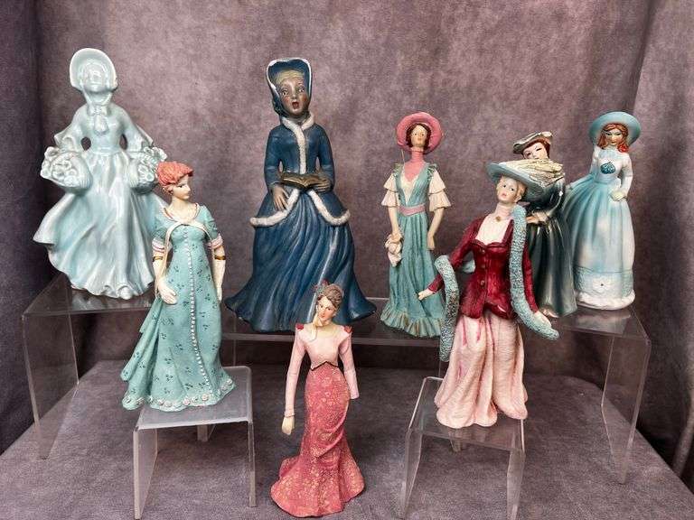 Group of porcelain and ceramic figurines