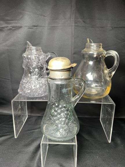 3 syrup pitchers