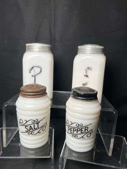2 sets of vintage milk glass salt pepper shakers