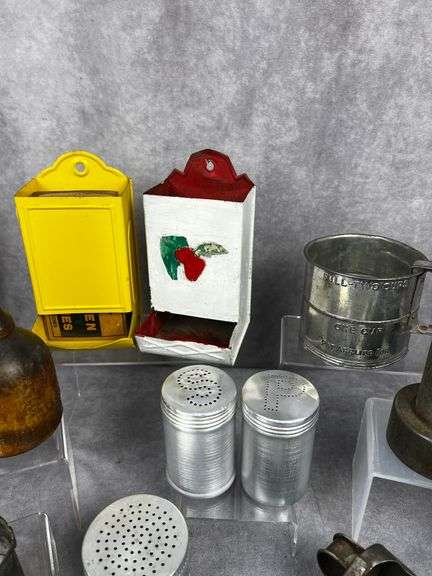 Vintage kitchen items