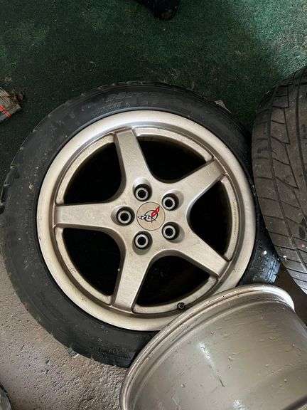 Corvette magnesium wheels